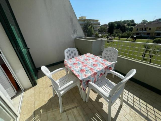 Apartmán Apartament With Swimming Pool Caorle Exteriér fotografie